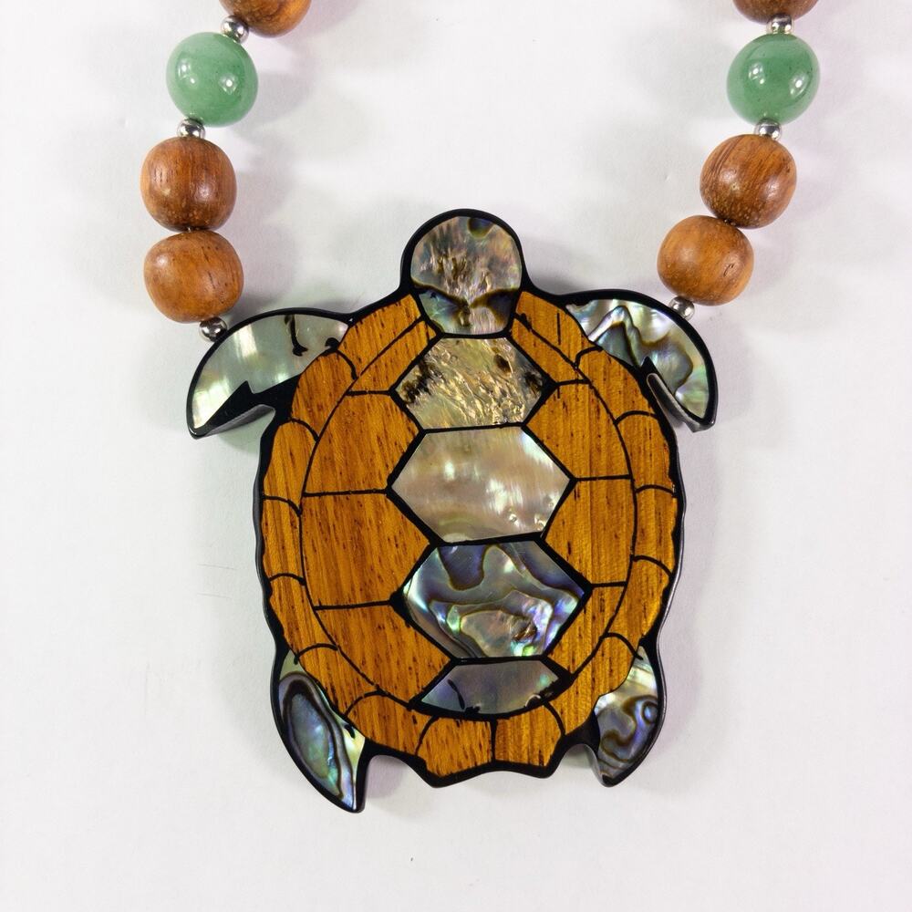 Lee Sands Turtle Necklace Abalone Inlay Bayong Wood Jade Beads 22" w/ Box - Picture 3 of 10